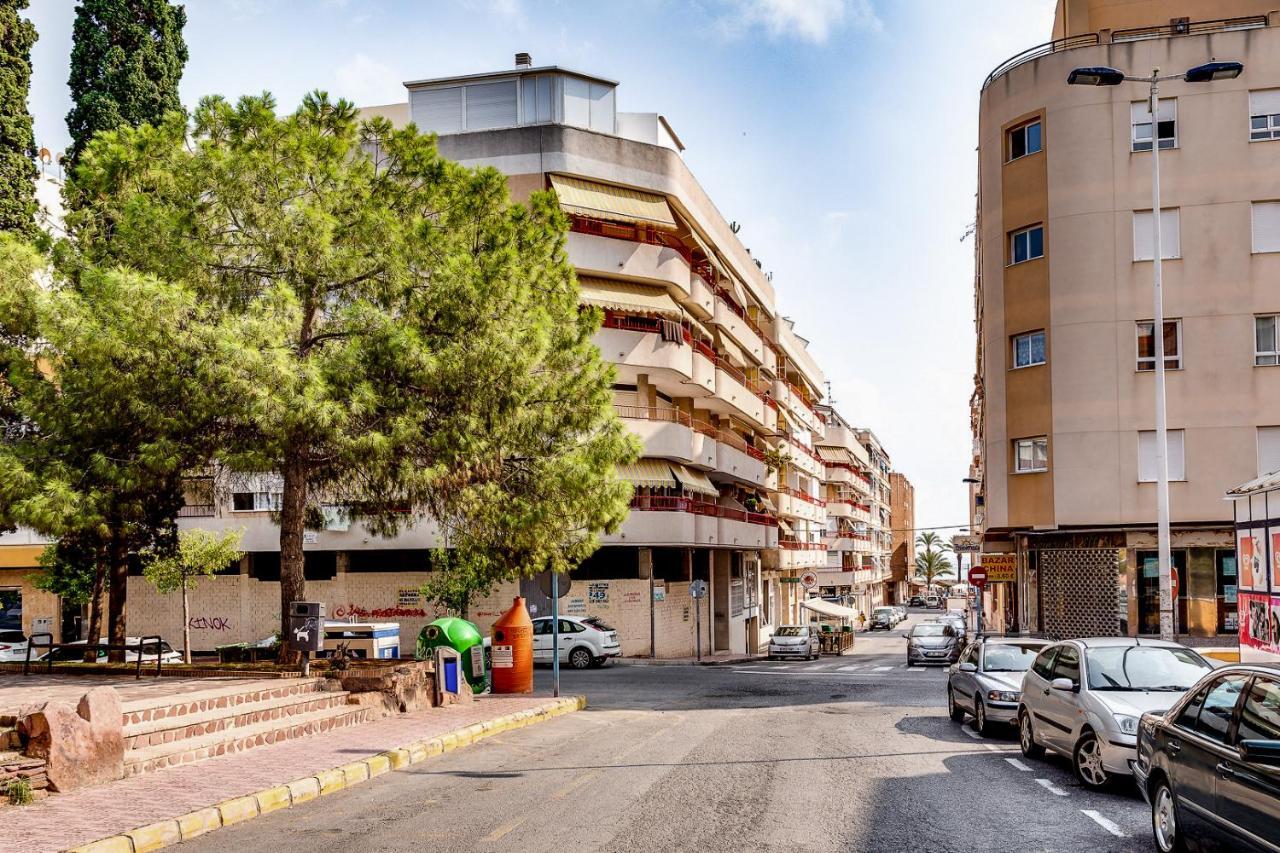 Apartment Studio Playa Del Cura 또레비에하 외부 사진